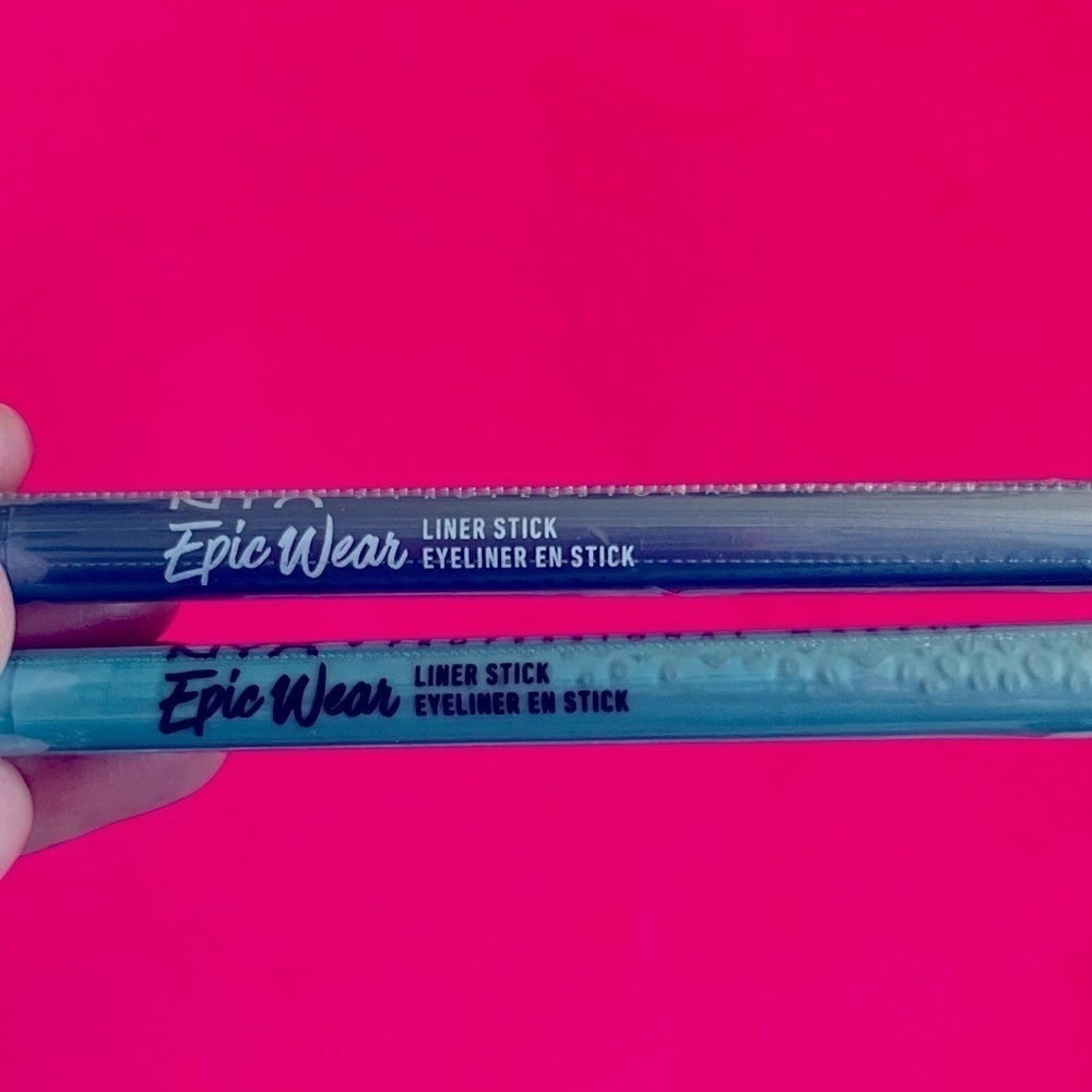 NYX EPIC WEAR WATERPROOF EYELINER STICKS Bundle of 2 Blue Trip and Chill Blue - Picture 4 of 7